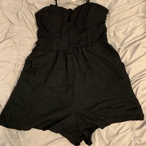 Black romper (NWT)